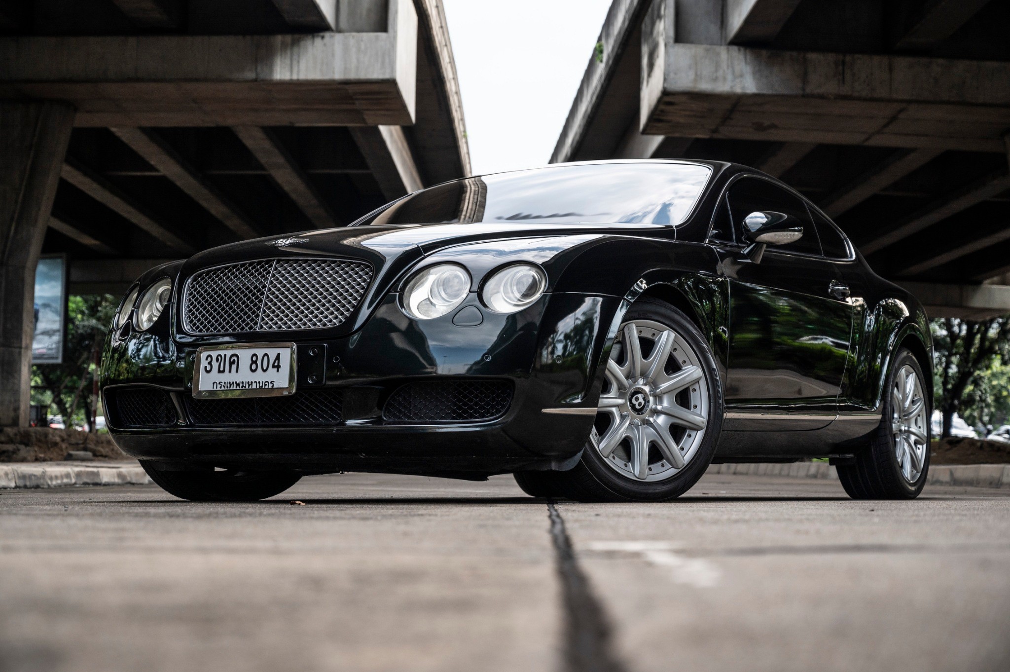 2012 Bentley Continental GT สีดำ (รูปที่ 2)
