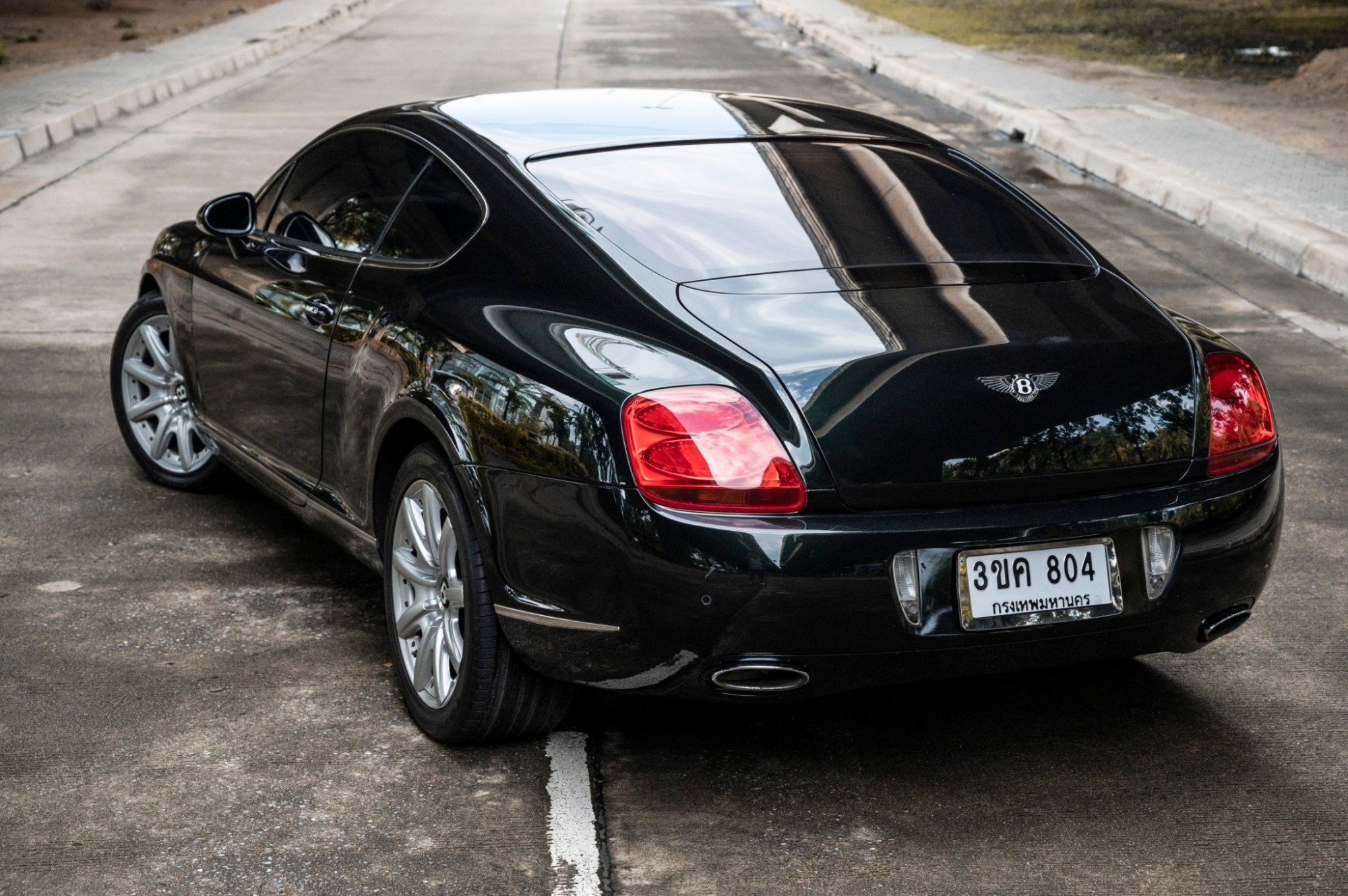 2012 Bentley Continental GT สีดำ (รูปที่ 15)