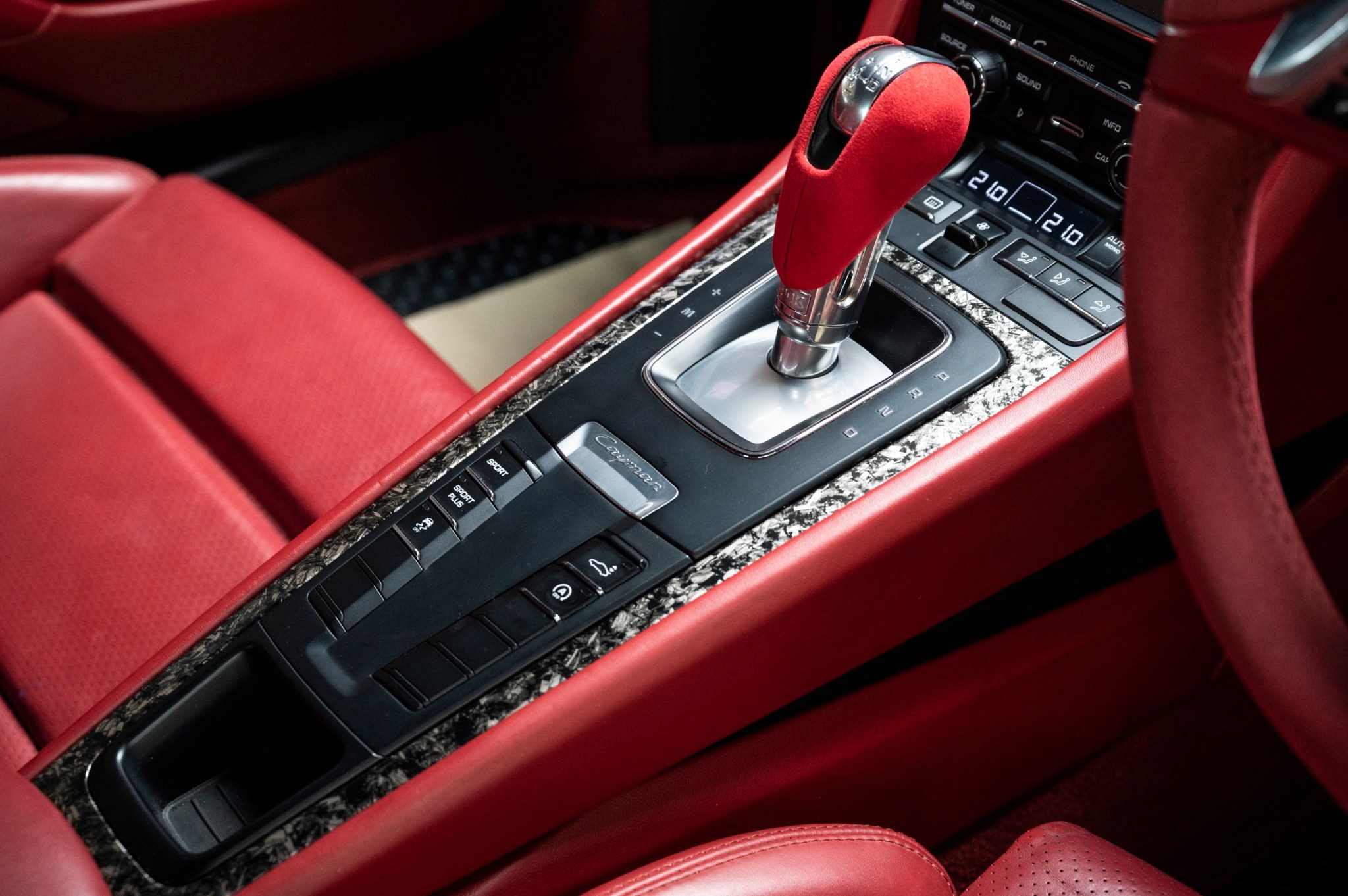 2022 Porsche CAYMAN 981 GR4 สีเทา (รูปที่ 17)
