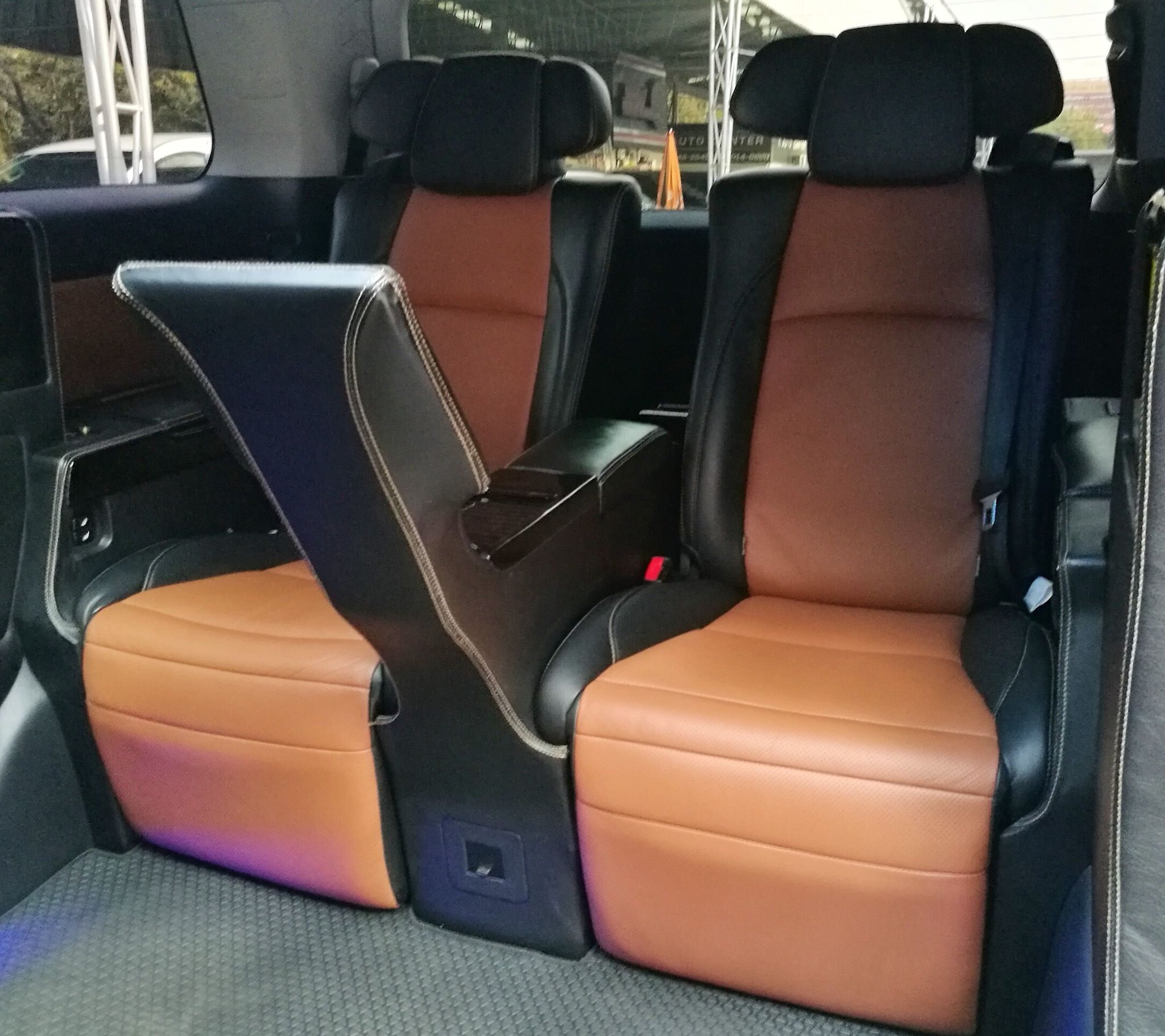 2014 Toyota Vellfire สีดำ (รูปที่ 13)