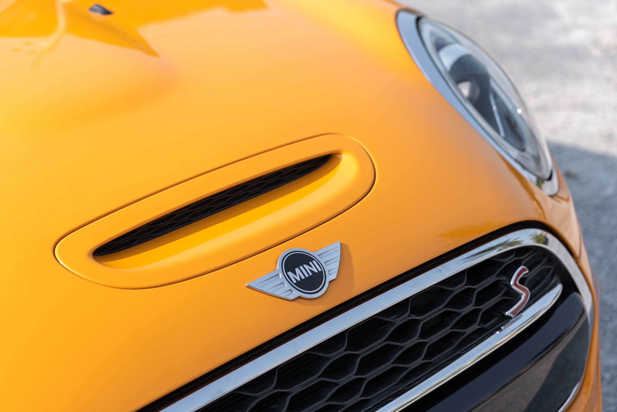 2022 Mini COOPER S 5-TURER RHD สีส้ม (รูปที่ 10)