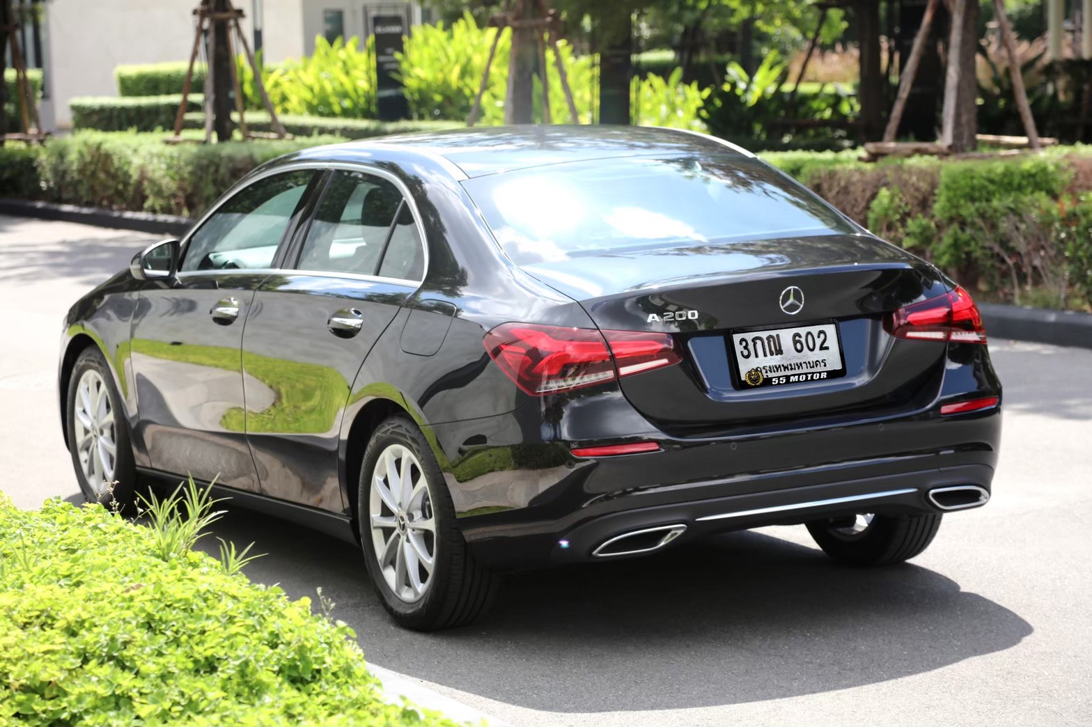 2022 Mercedes-Benz A-Class A200 สีดำ (รูปที่ 3)