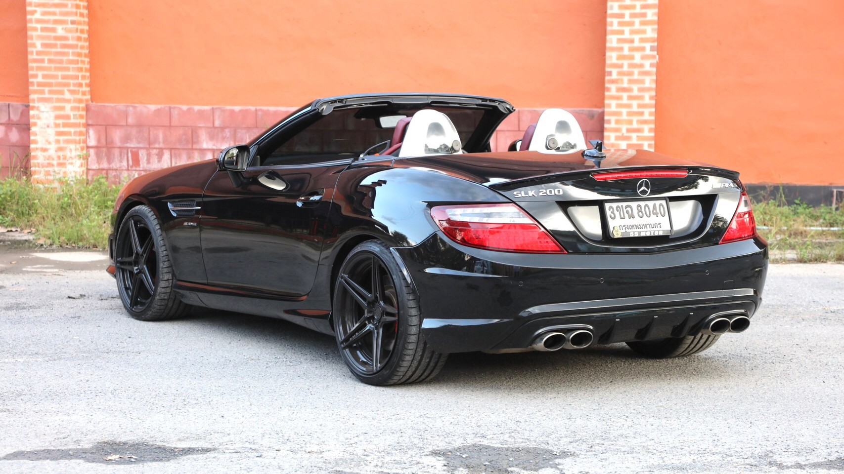 2012 Mercedes-Benz SLK-Class 200 AMG สีดำ (รูปที่ 3)
