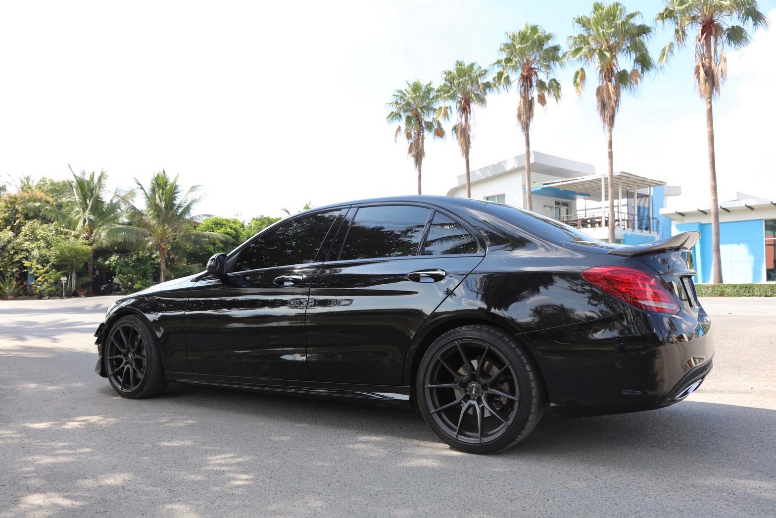 Mercedes-Benz C-Class C300 AMG สีดำ