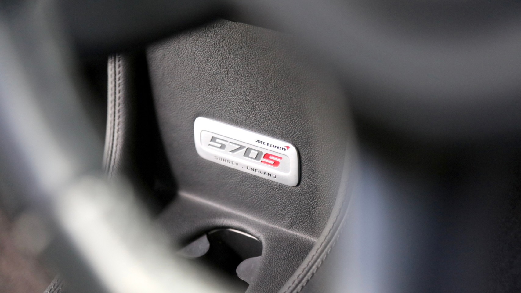 2019 McLaren 570S สีเขียว (รูปที่ 16)