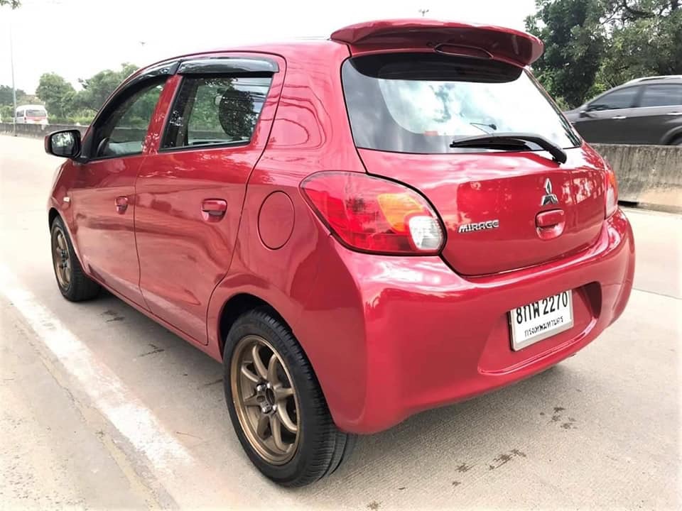 Mitsubishi Mirage ปี 2013 สีแดง (รูปที่ 2)