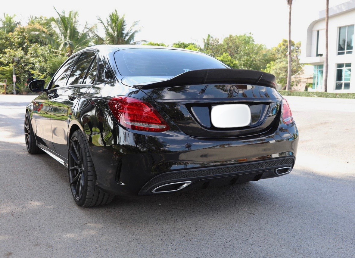 2015 Mercedes-Benz C-Class C300 AMG สีดำ (รูปที่ 8)