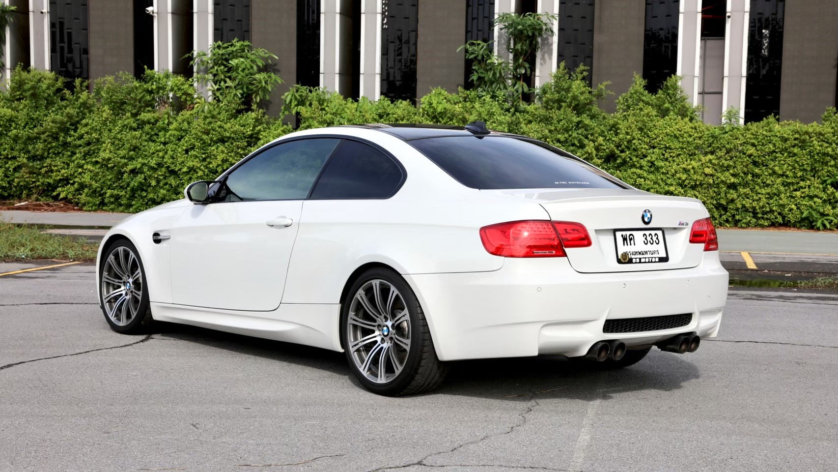 2008 BMW M3 (E92) สีขาว