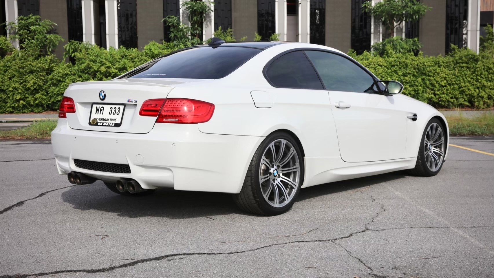 2008 BMW M3 (E92) สีขาว