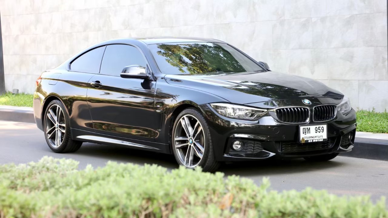 2022 BMW 430i M SPORT สีดำ