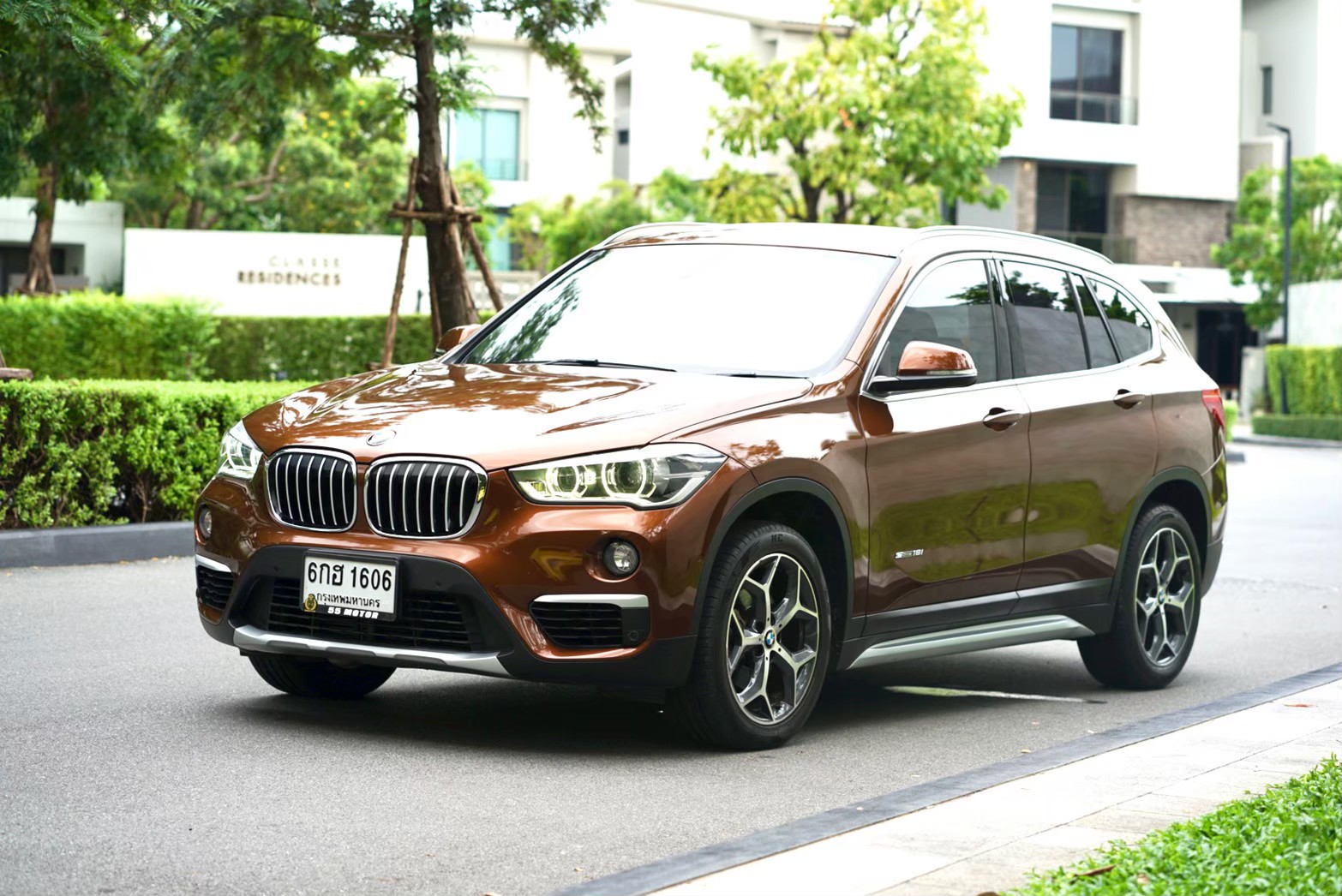 2017 BMW X1 sDrive 18i X-Line สีน้ำตาล