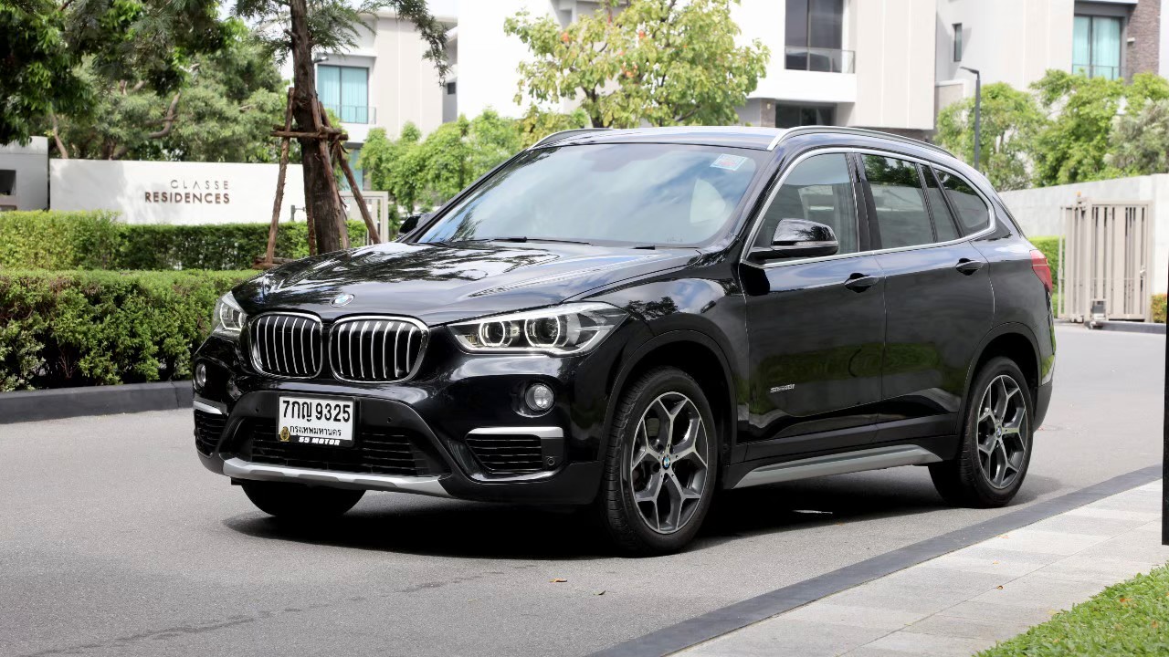 2017 BMW X1 SDRIVE 18i X-LINE สีดำ