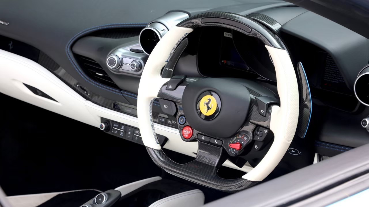 2021 Ferrari F8 SPIDER สีฟ้า (รูปที่ 7)