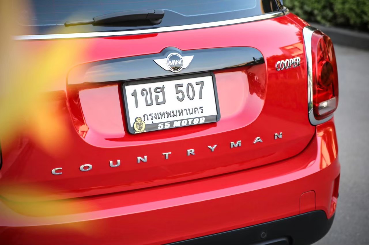 2017 Mini Countryman F60 สีแดง