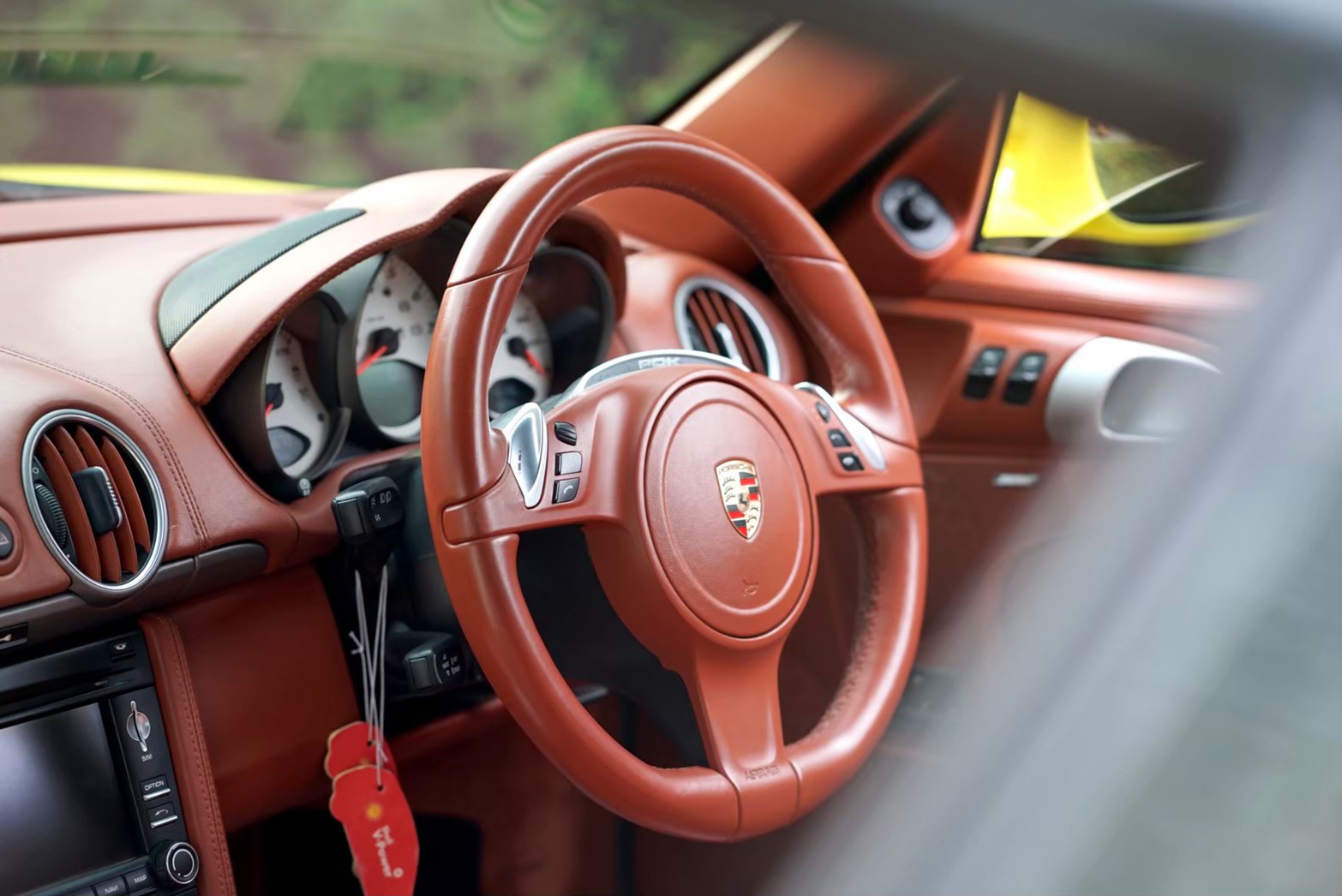 2011 Porsche 987.2 PDK สีเหลือง (รูปที่ 9)