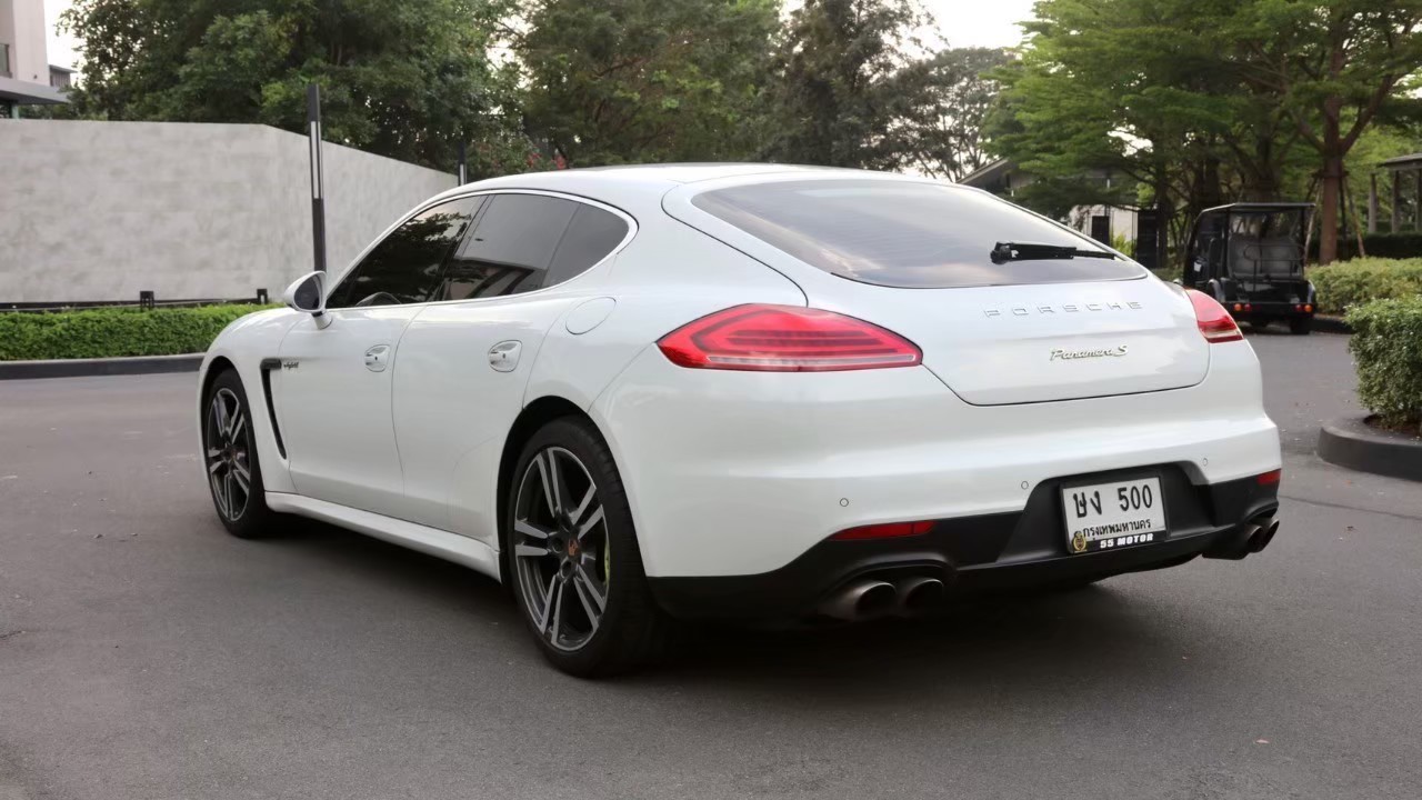 2014 Porsche Panamera S E-Hybrid สีขาว (รูปที่ 11)