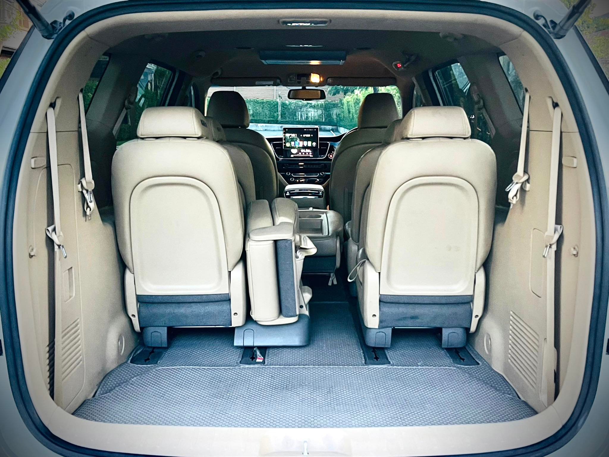 KIA Grand Carnival ขายถูกที่สุดในโลกมนุษย์ (รูปที่ 39)