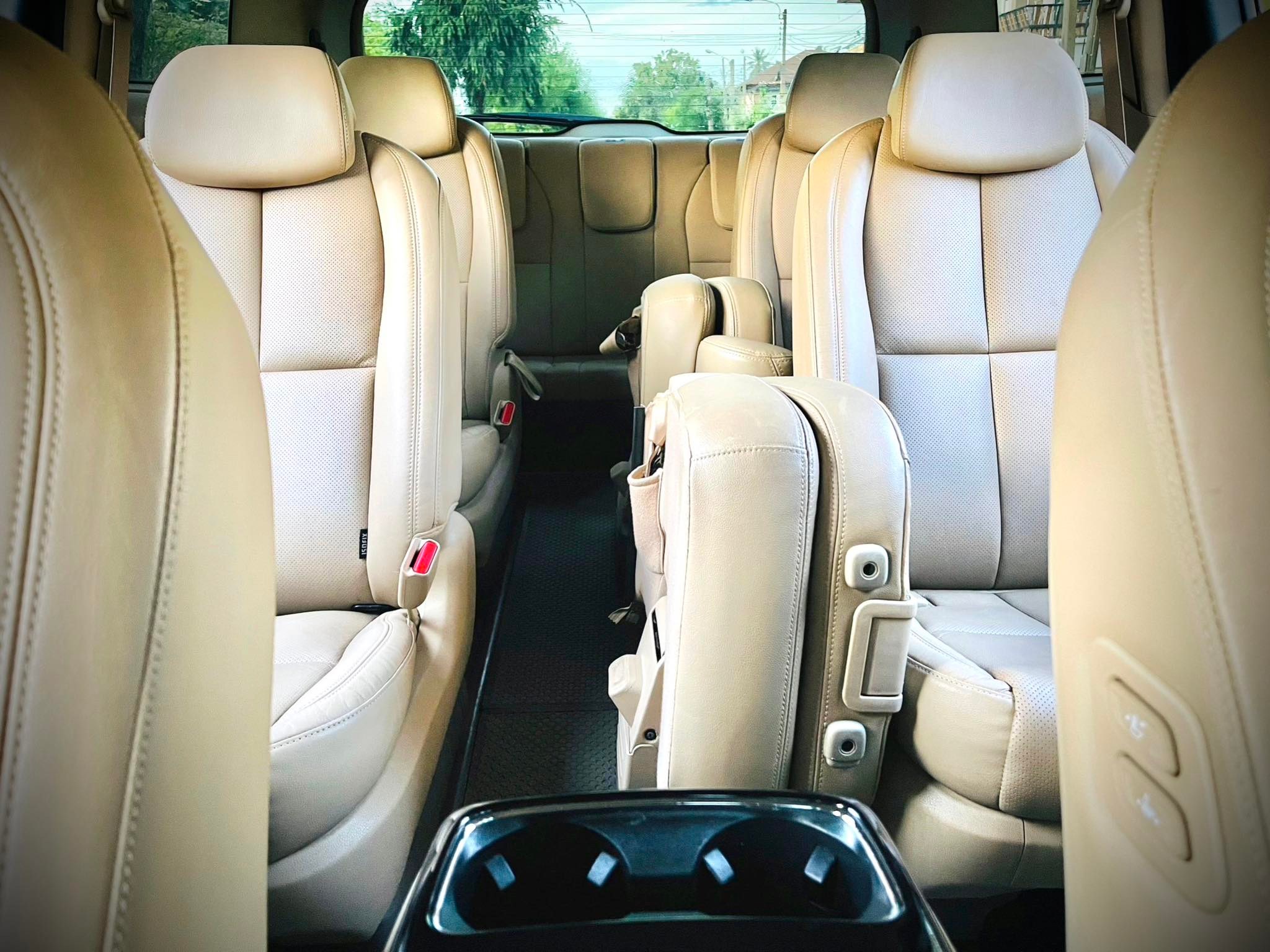 KIA Grand Carnival ขายถูกที่สุดในโลกมนุษย์ (รูปที่ 43)