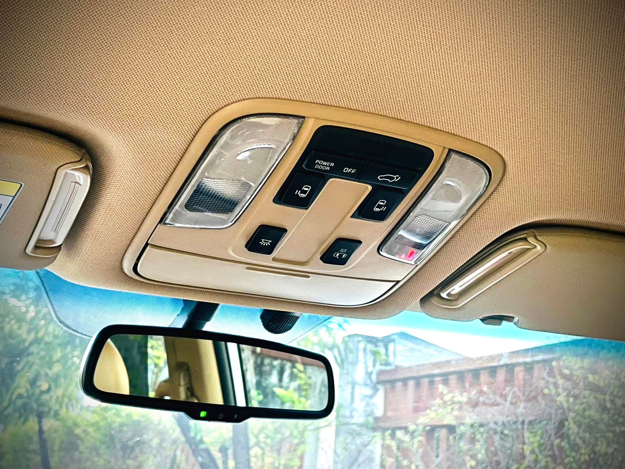 KIA Grand Carnival ขายถูกที่สุดในโลกมนุษย์ (รูปที่ 33)