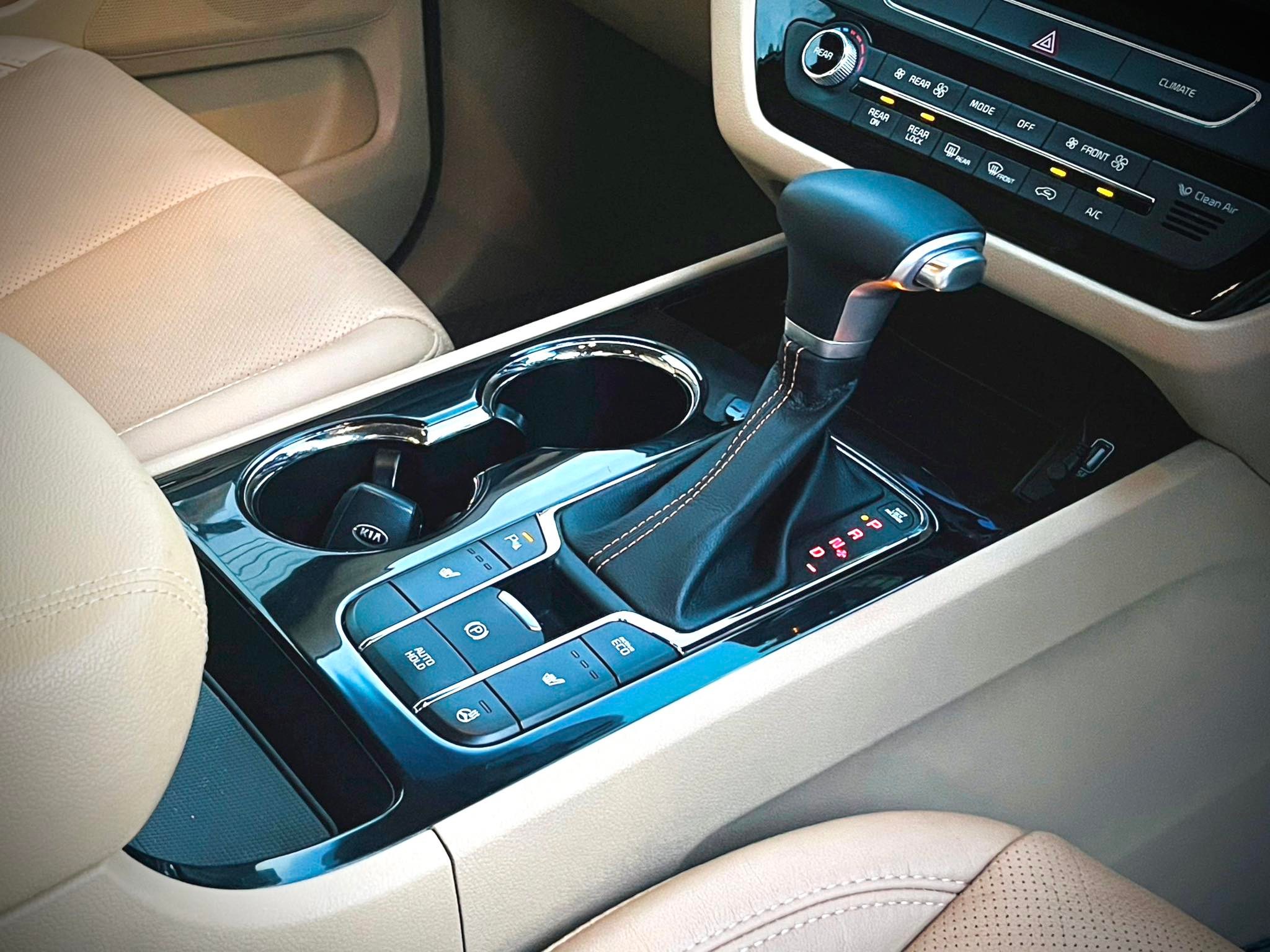 KIA Grand Carnival ขายถูกที่สุดในโลกมนุษย์ (รูปที่ 25)