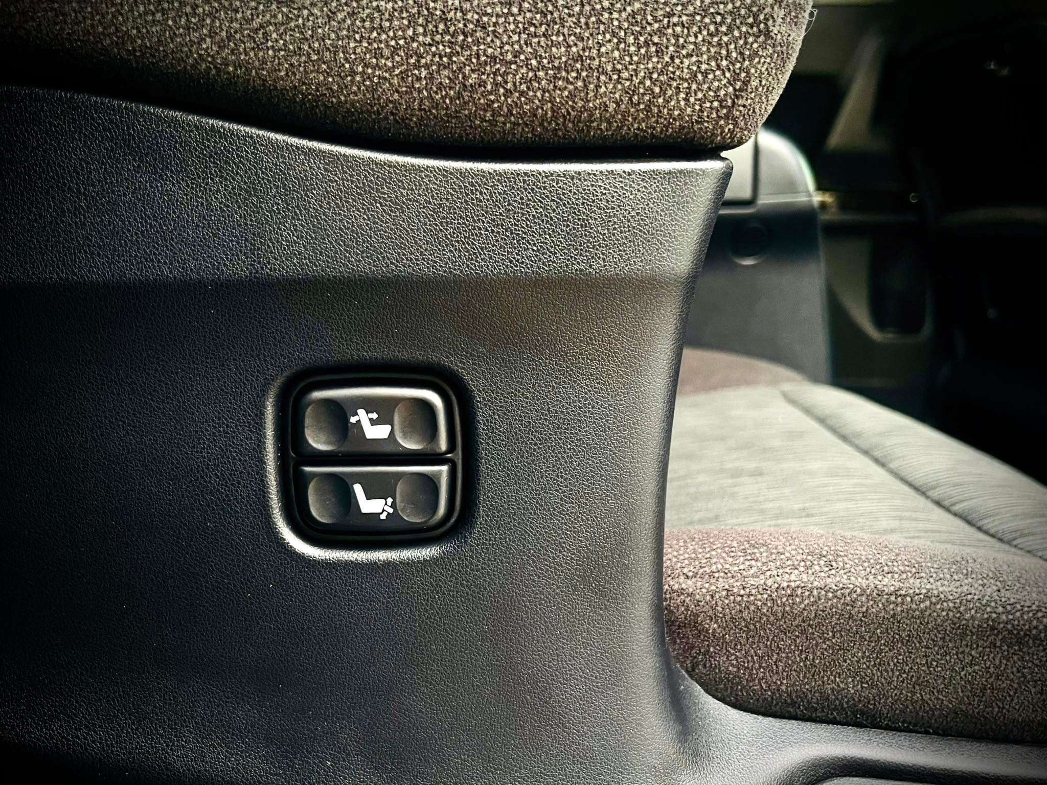 Toyota Vellfire ZG รถมือเดียว ต้องบอกโคตรใหม่ (รูปที่ 35)