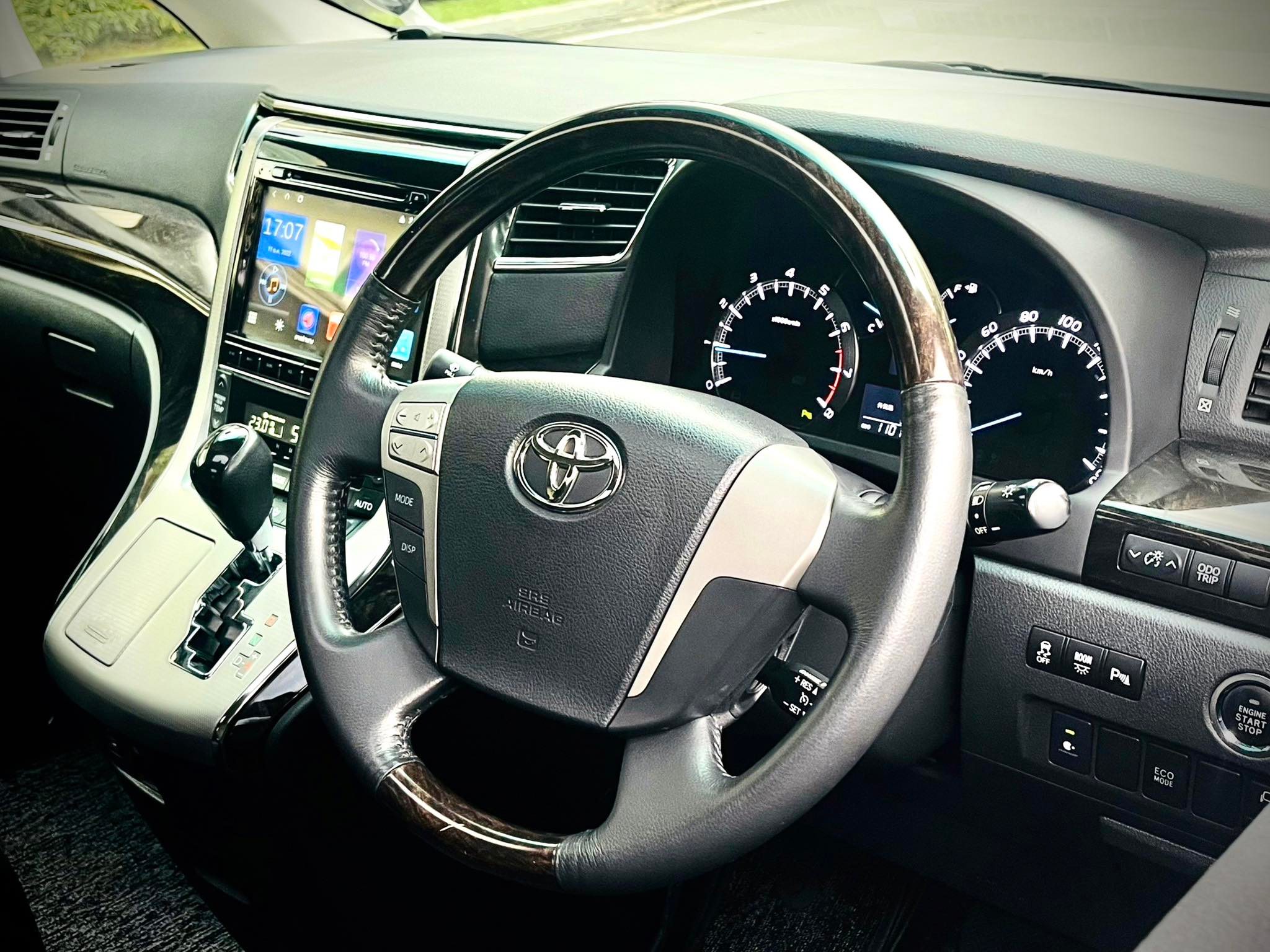 Toyota Vellfire ZG รถมือเดียว ต้องบอกโคตรใหม่ (รูปที่ 20)