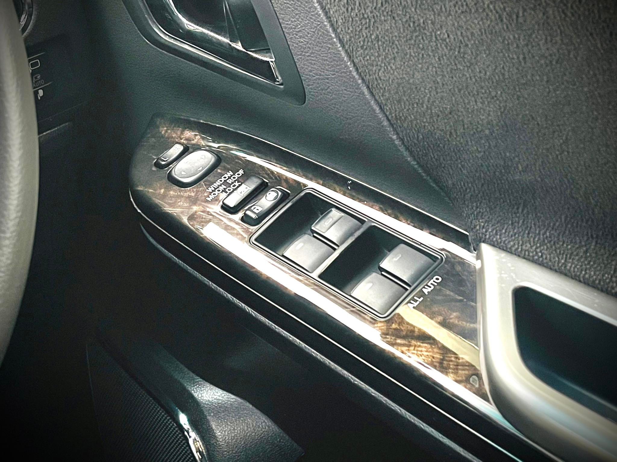 Toyota Vellfire ZG รถมือเดียว ต้องบอกโคตรใหม่ (รูปที่ 27)
