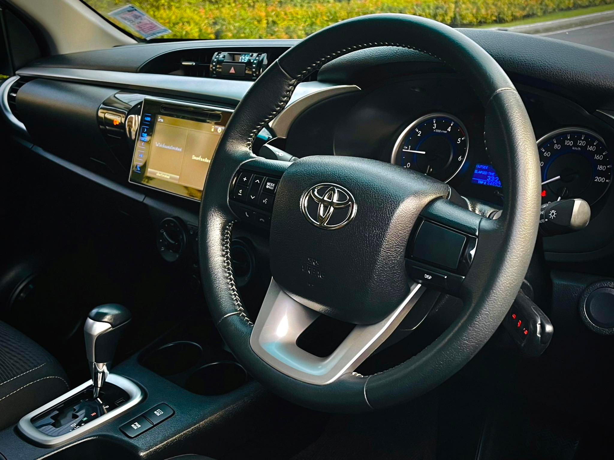 Toyota Revo Prerunner Smart Cab Minorchange สวยจับใจ (รูปที่ 30)