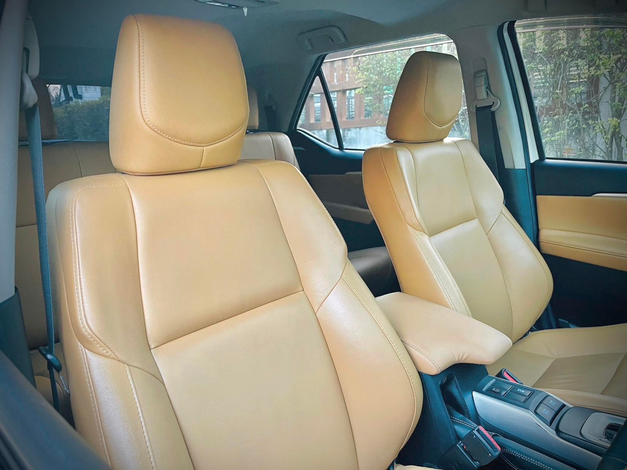 Toyota Fortuner 2.8 4Wd Topสุด สวยสุดในตำนาน ของแท้ต้องคันนี้ (รูปที่ 33)