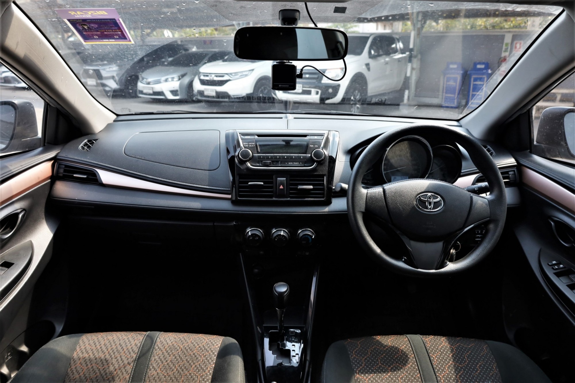 2018 TOYOAt VIOS 1.5E auto ไมล์แท้ 35,000 กม. (รูปที่ 11)