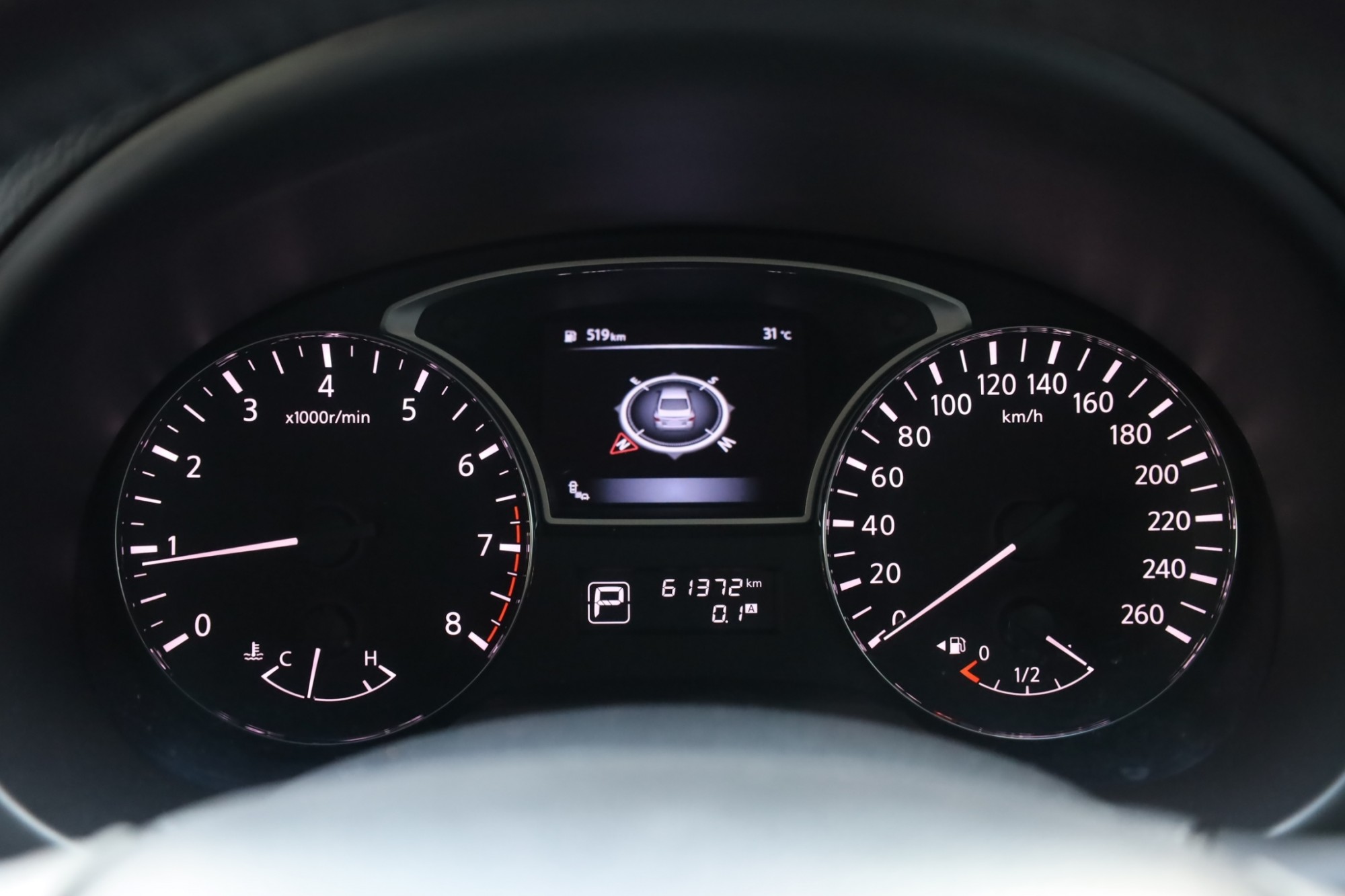 2018 NISSAN TEANA 2.0XL auto หลังคาซันรูฟ ไมล์ 61,xxx km. ฟรีดาวน์