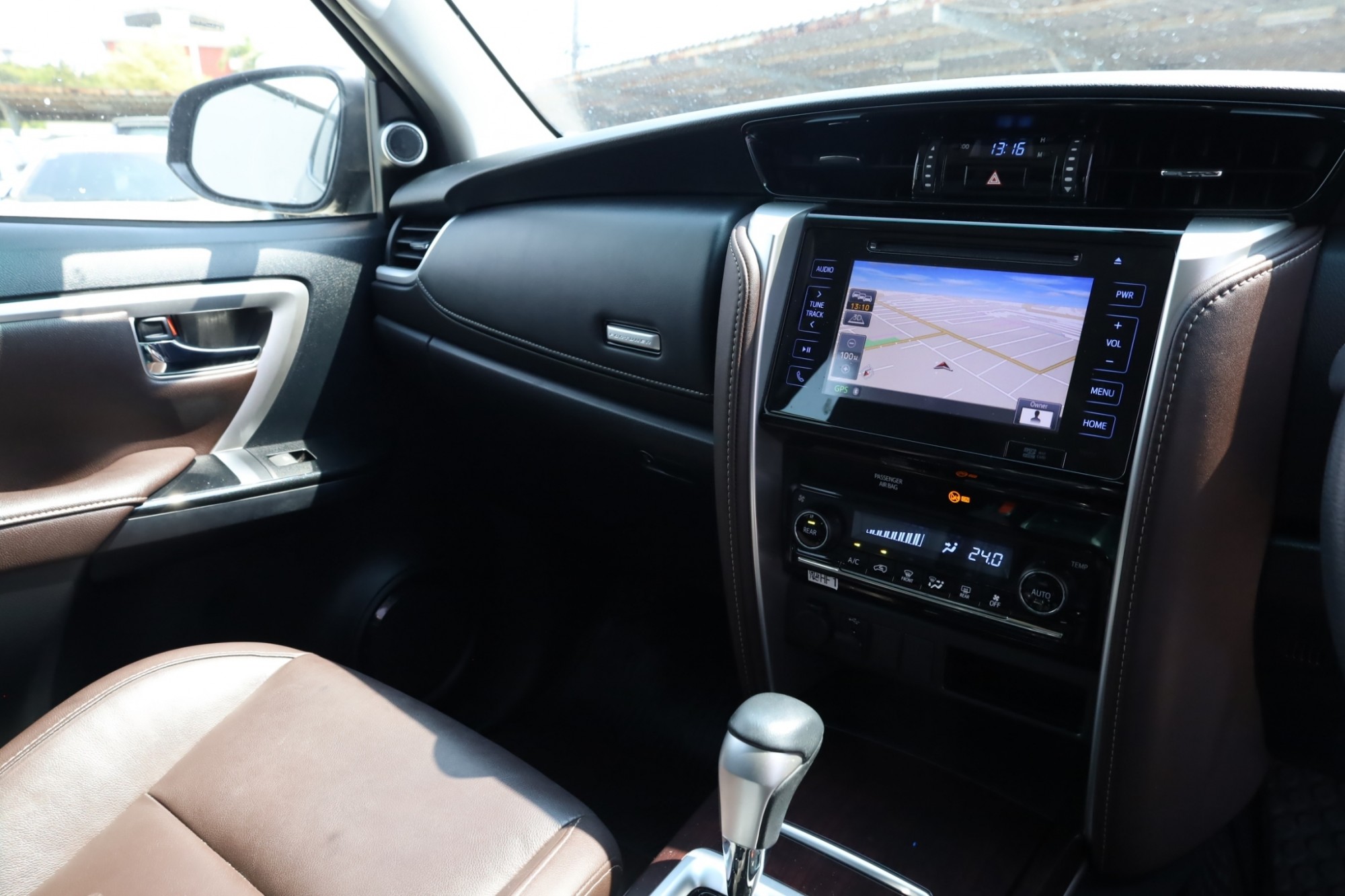 2018 TOYOTA FORTUNER 2.4V auto ไมล์ 48xxx กม. รถสวย สภาพใหม่เอี่ยม