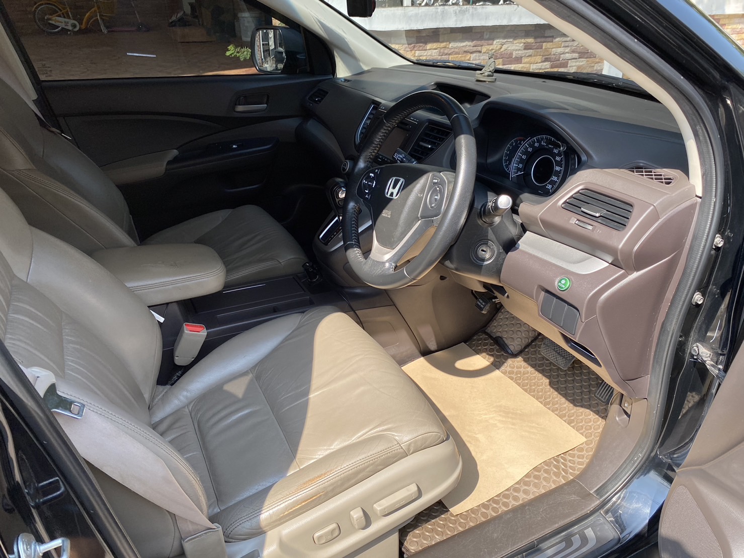 2013 Honda CR-V สีดำ (รูปที่ 13)