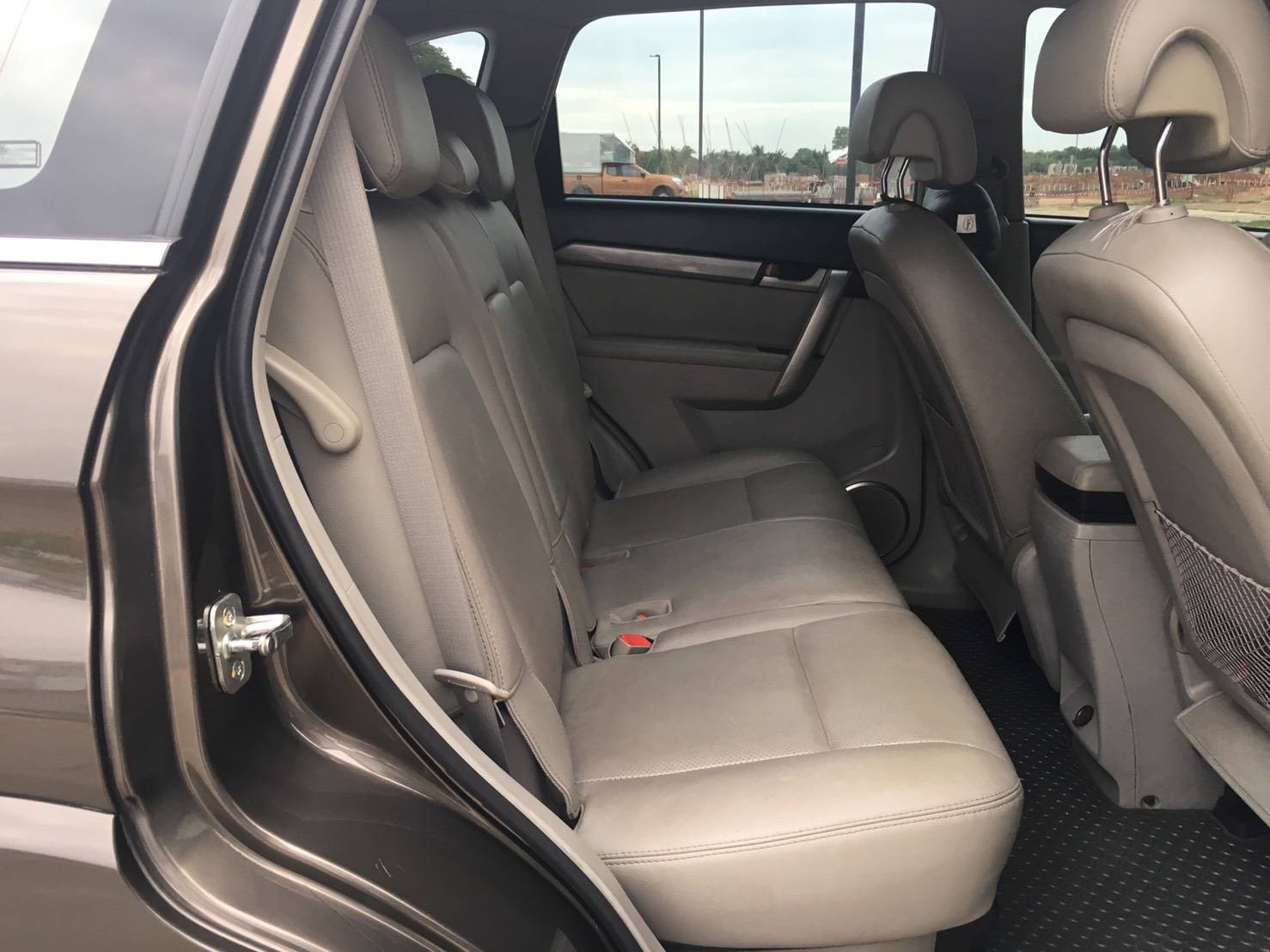Chevrolet Gen1 Captiva (ไมเนอร์เชนจ์ 1) 2.0 ดีเซล ปี 2011 สีน้ำตาล (รูปที่ 7)