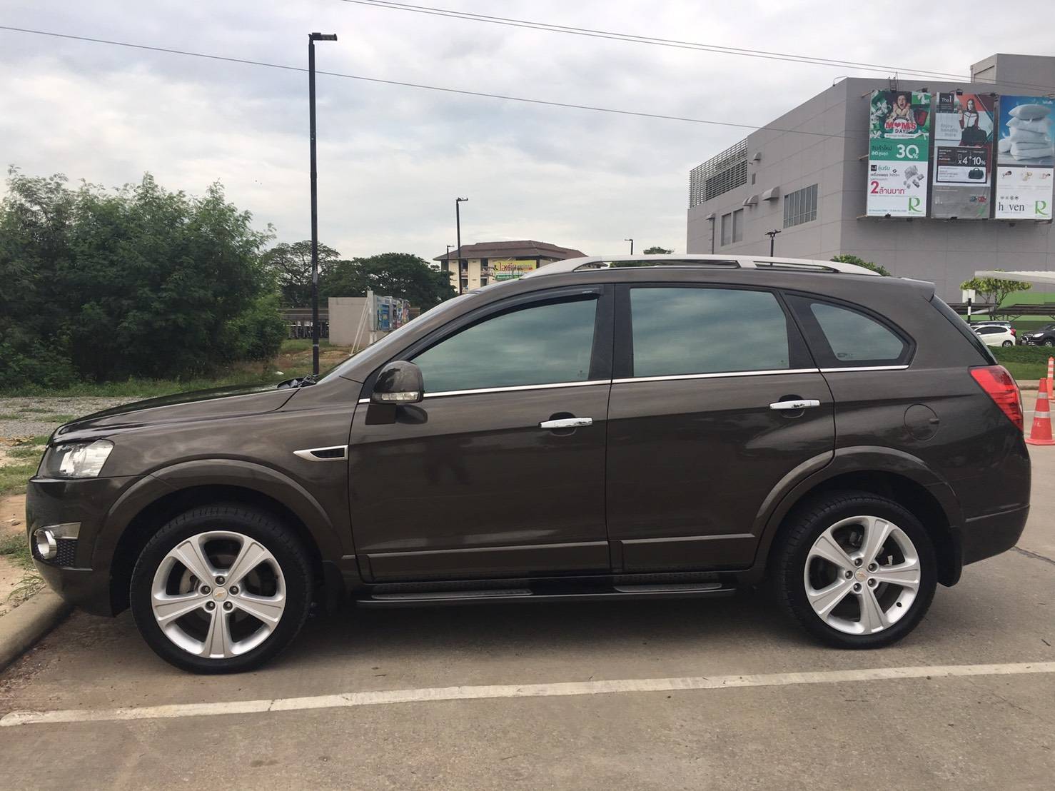 Chevrolet Gen1 Captiva (ไมเนอร์เชนจ์ 1) 2.0 ดีเซล ปี 2011 สีน้ำตาล (รูปที่ 3)