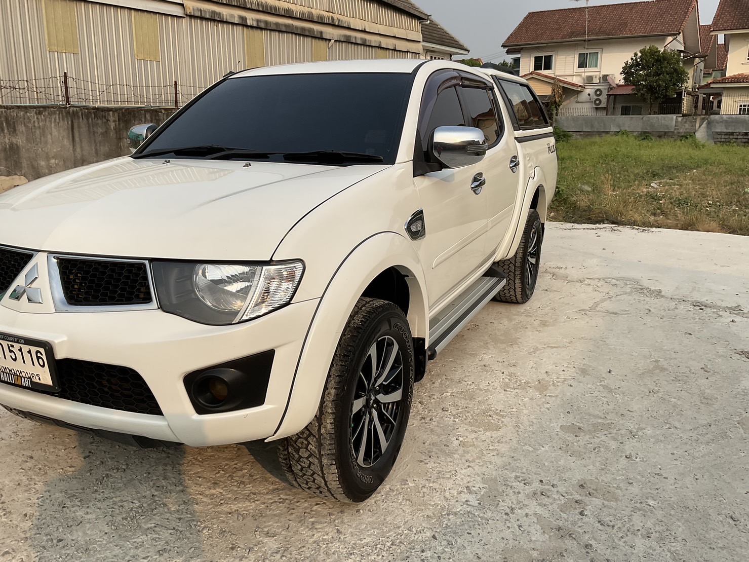 ปี2013 Mitsubishi Triton Double Cab 2.5 GLS Plus VG Turbo auto ฟรีดาวน์