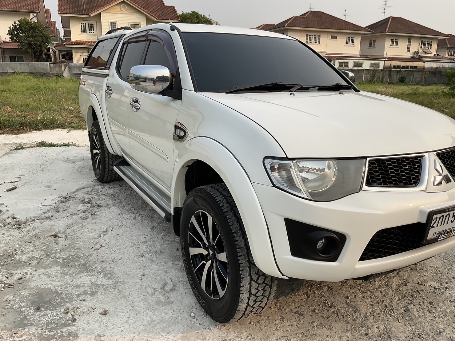 ปี2013 Mitsubishi Triton Double Cab 2.5 GLS Plus VG Turbo auto ฟรีดาวน์