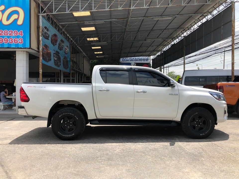 Toyota Hilux Revo Smart cab ปี 2017 สีขาว (รูปที่ 7)