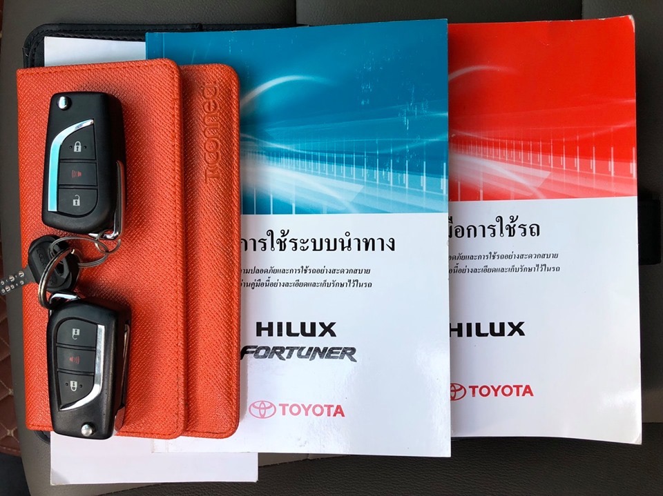 Toyota Hilux Revo Smart cab ปี 2017 สีขาว (รูปที่ 17)
