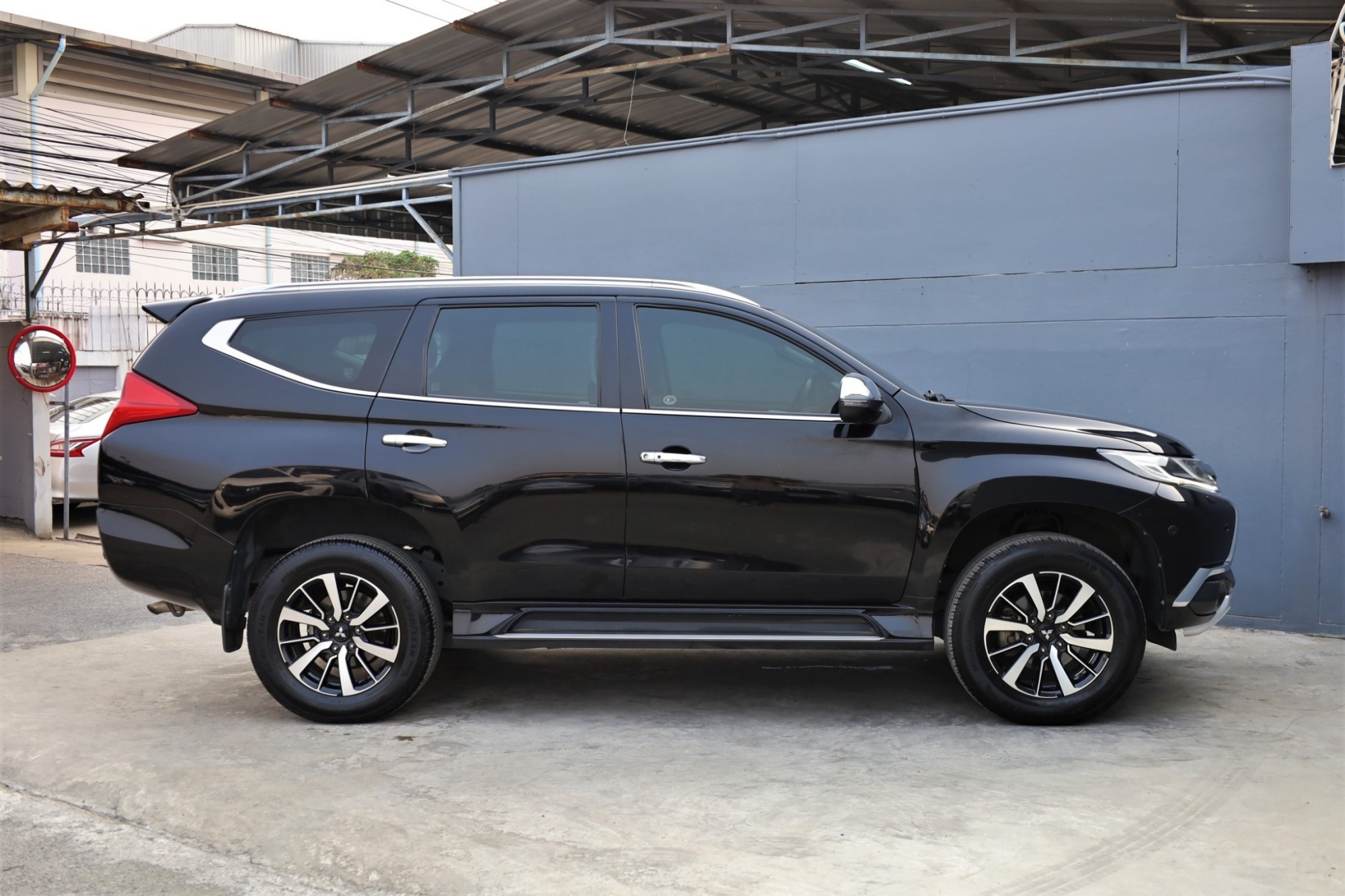 2018 MITSUBISHI PAJERO SPORT GT PREMIUM 2.4 AUTO