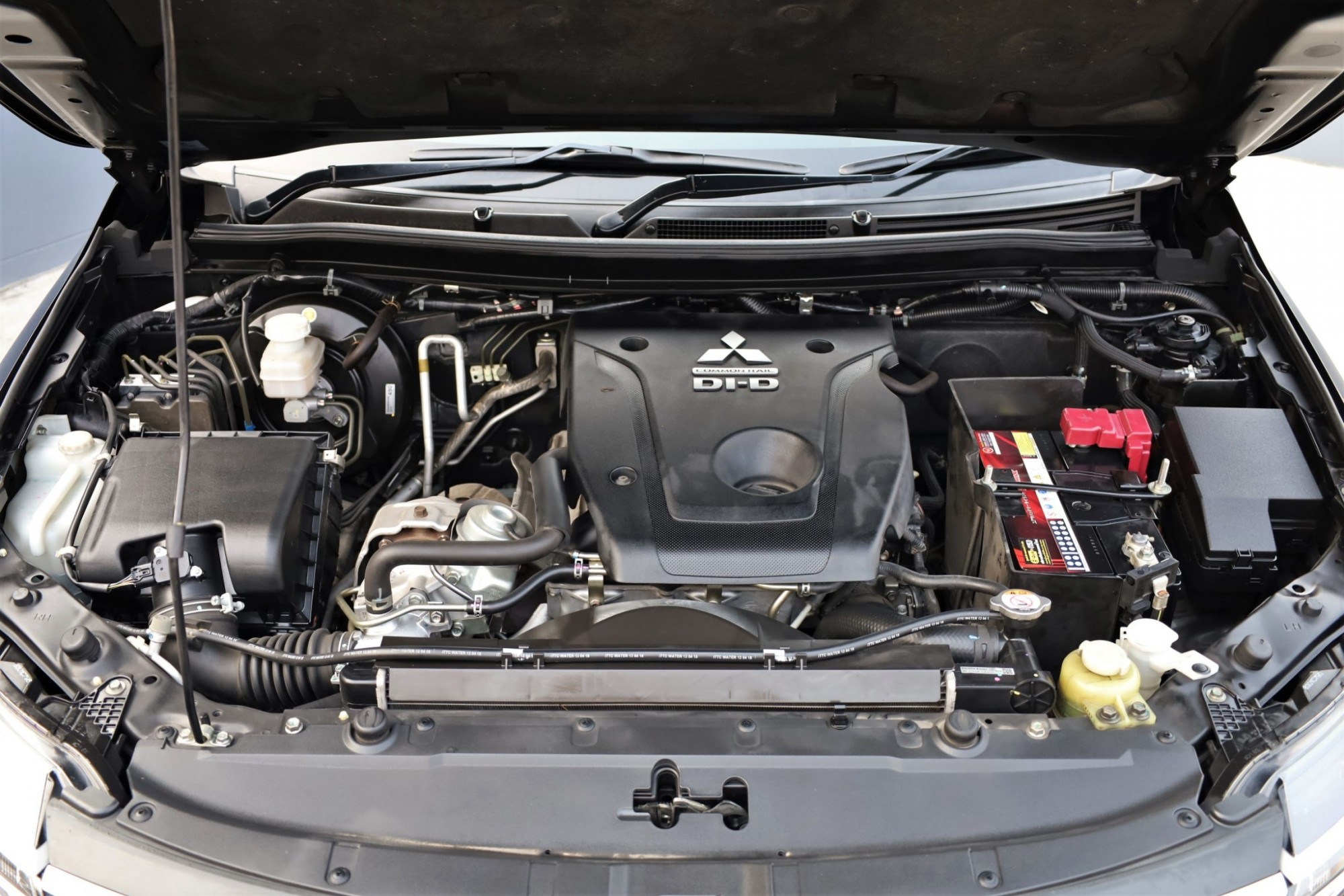 2018 MITSUBISHI PAJERO SPORT GT PREMIUM 2.4 AUTO