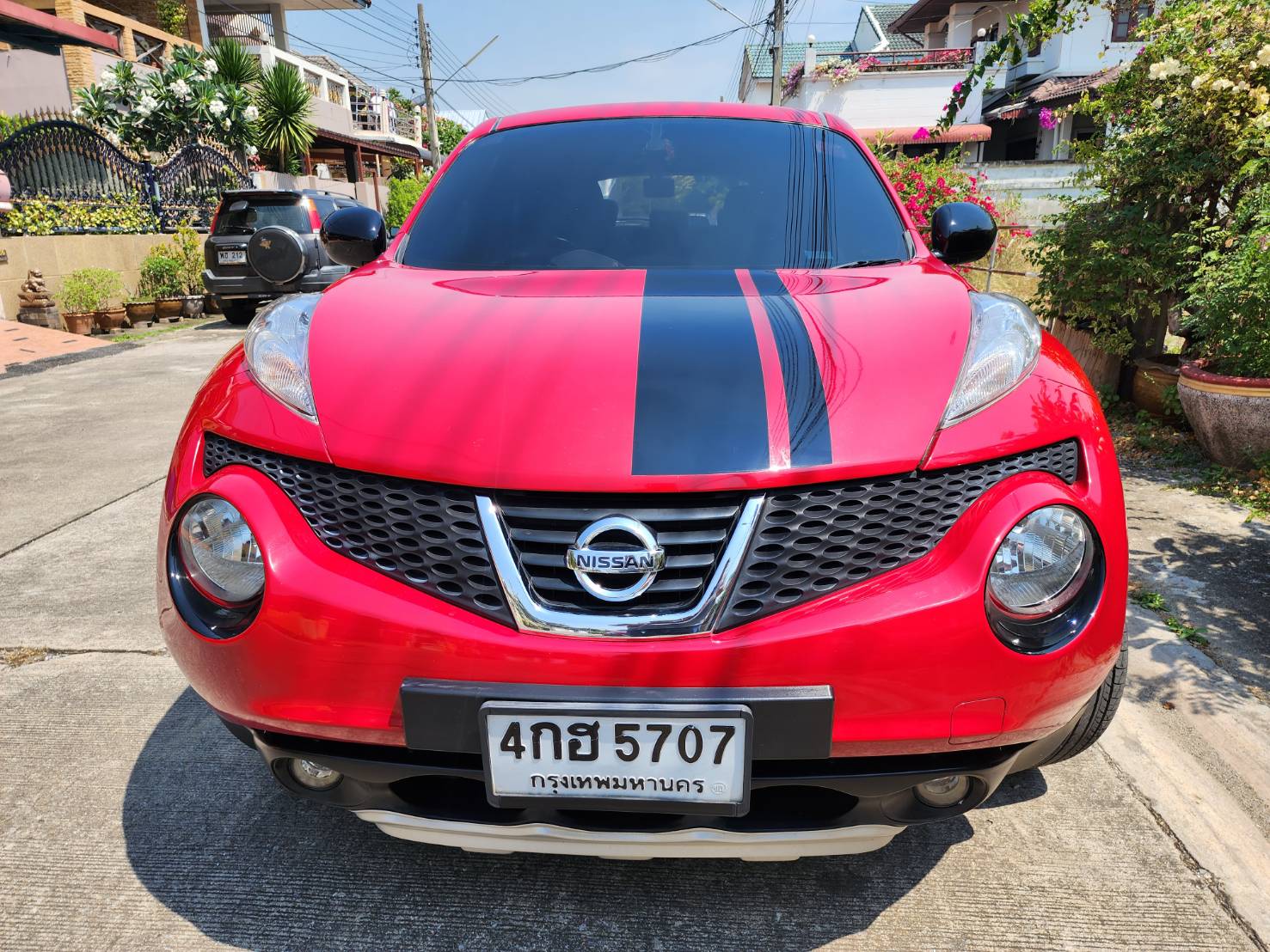 NISSAN JUKE 1.6V TOPสุด ปี14 ไมล์ 72,000โล ราคา 319,000บาท รถบ้าน