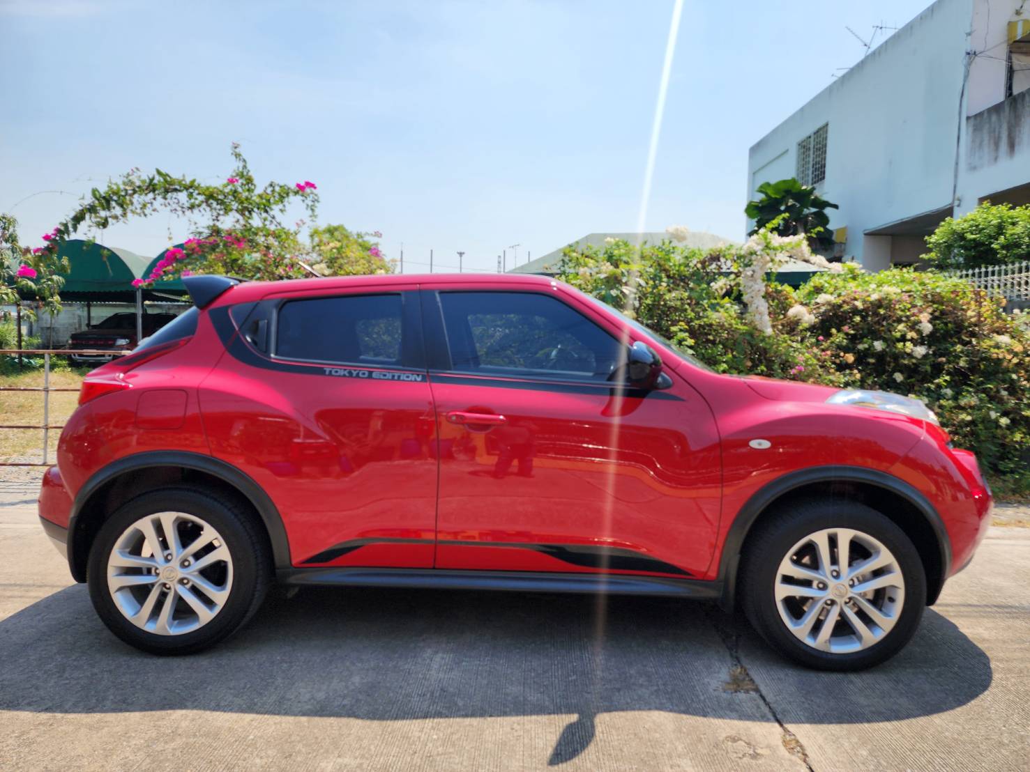 NISSAN JUKE 1.6V TOPสุด ปี14 ไมล์ 72,000โล ราคา 319,000บาท รถบ้าน