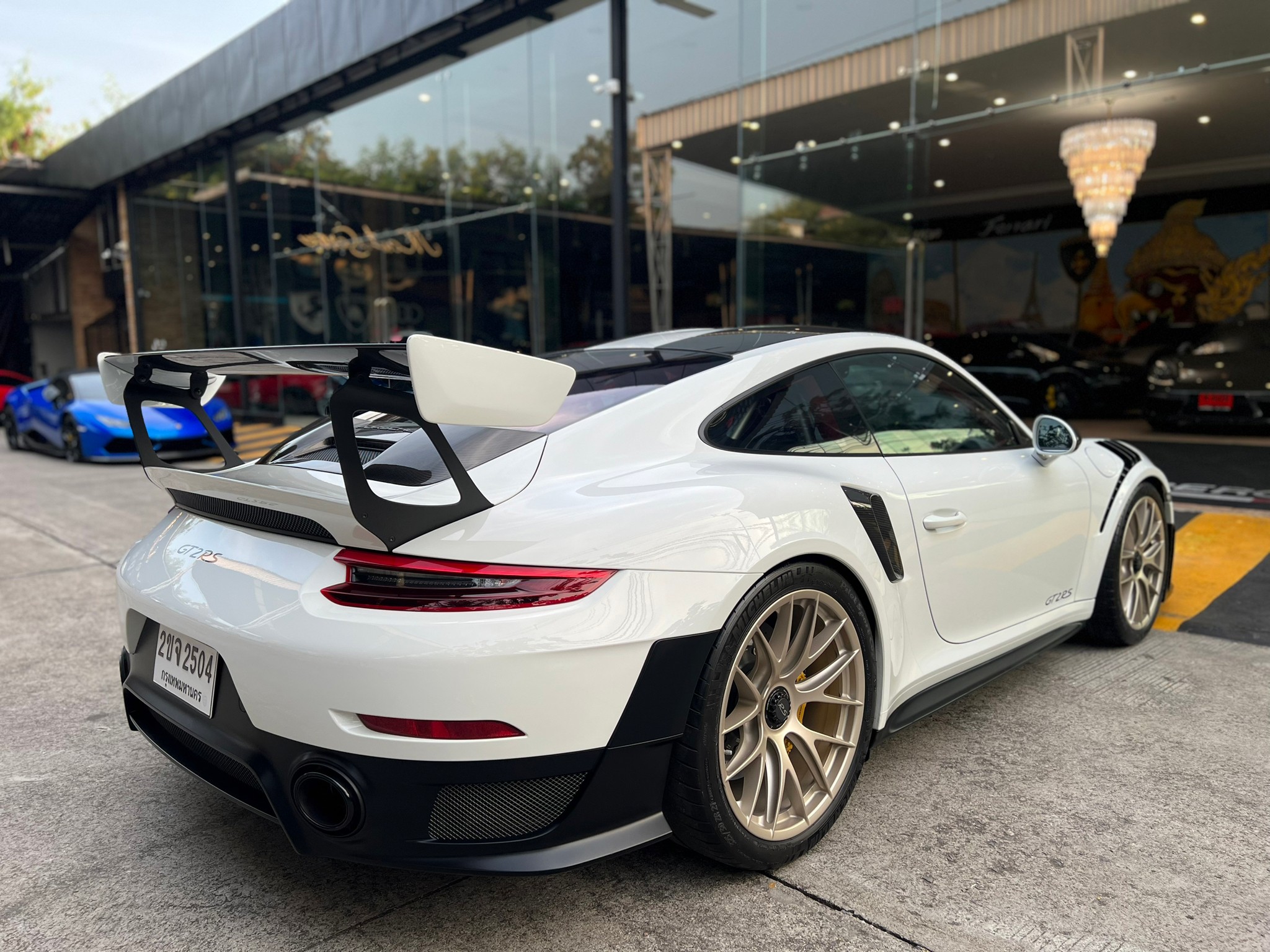 2019 Porsche 911 991 Carrera GTS สีขาว (รูปที่ 4)