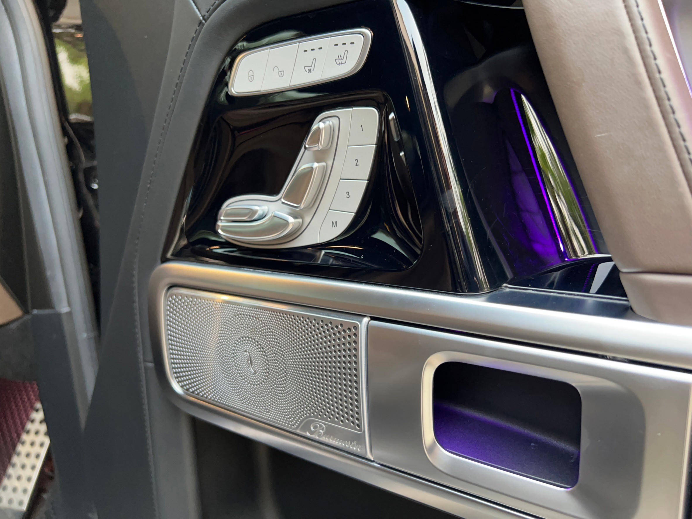 2022 Mercedes-Benz G-Class W463 สีดำ (รูปที่ 16)