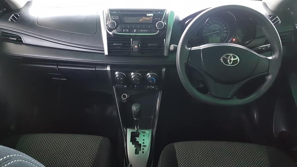 Toyota Vios ปี 2015 สีเทา (รูปที่ 10)
