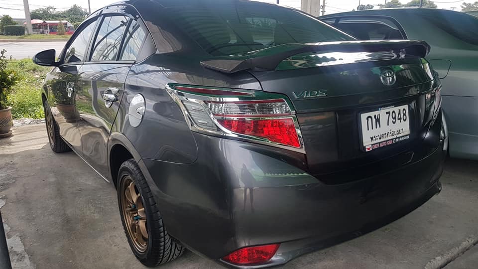 Toyota Vios ปี 2015 สีเทา (รูปที่ 4)
