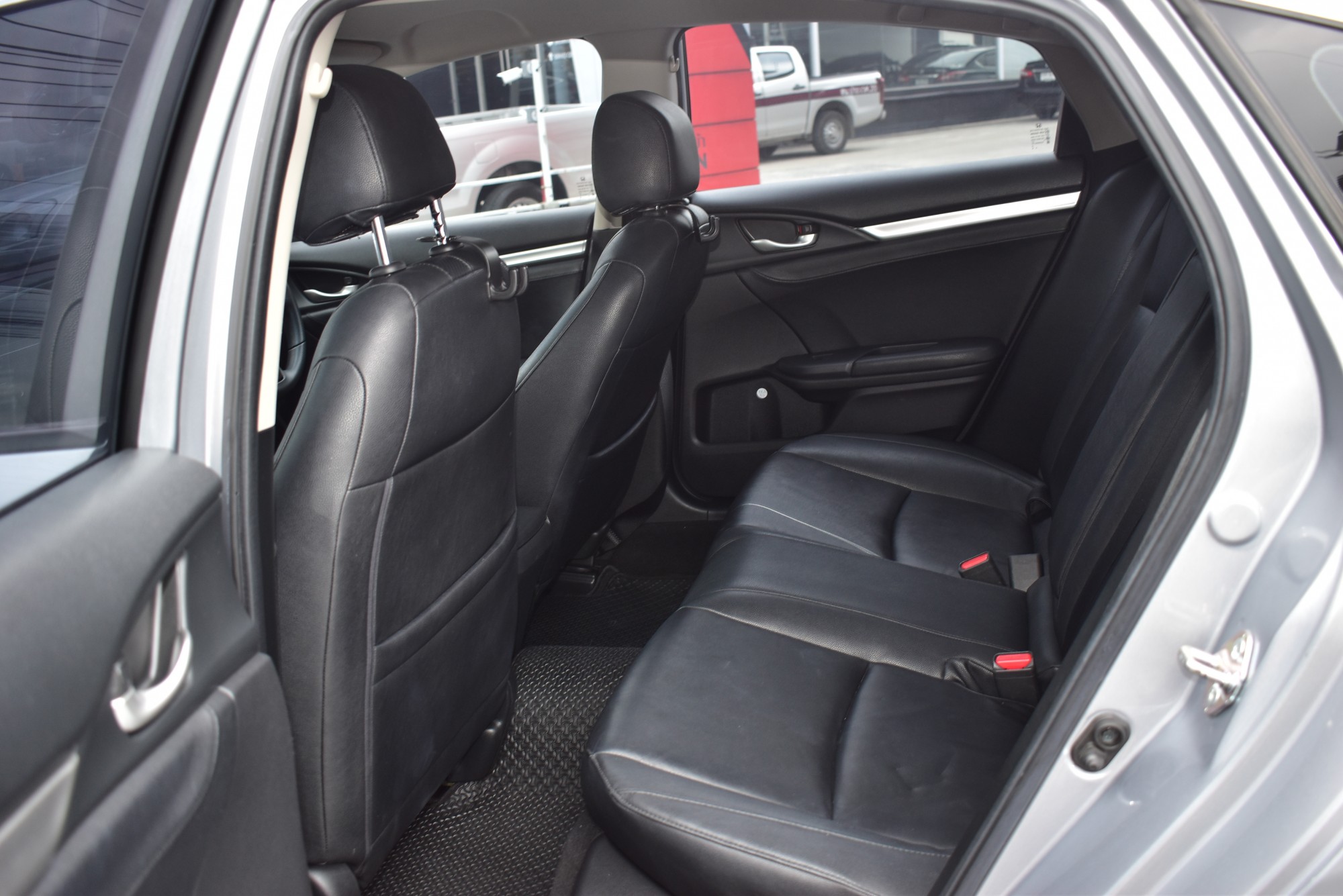 2019 Honda Civic Sedan สีเทา (รูปที่ 14)