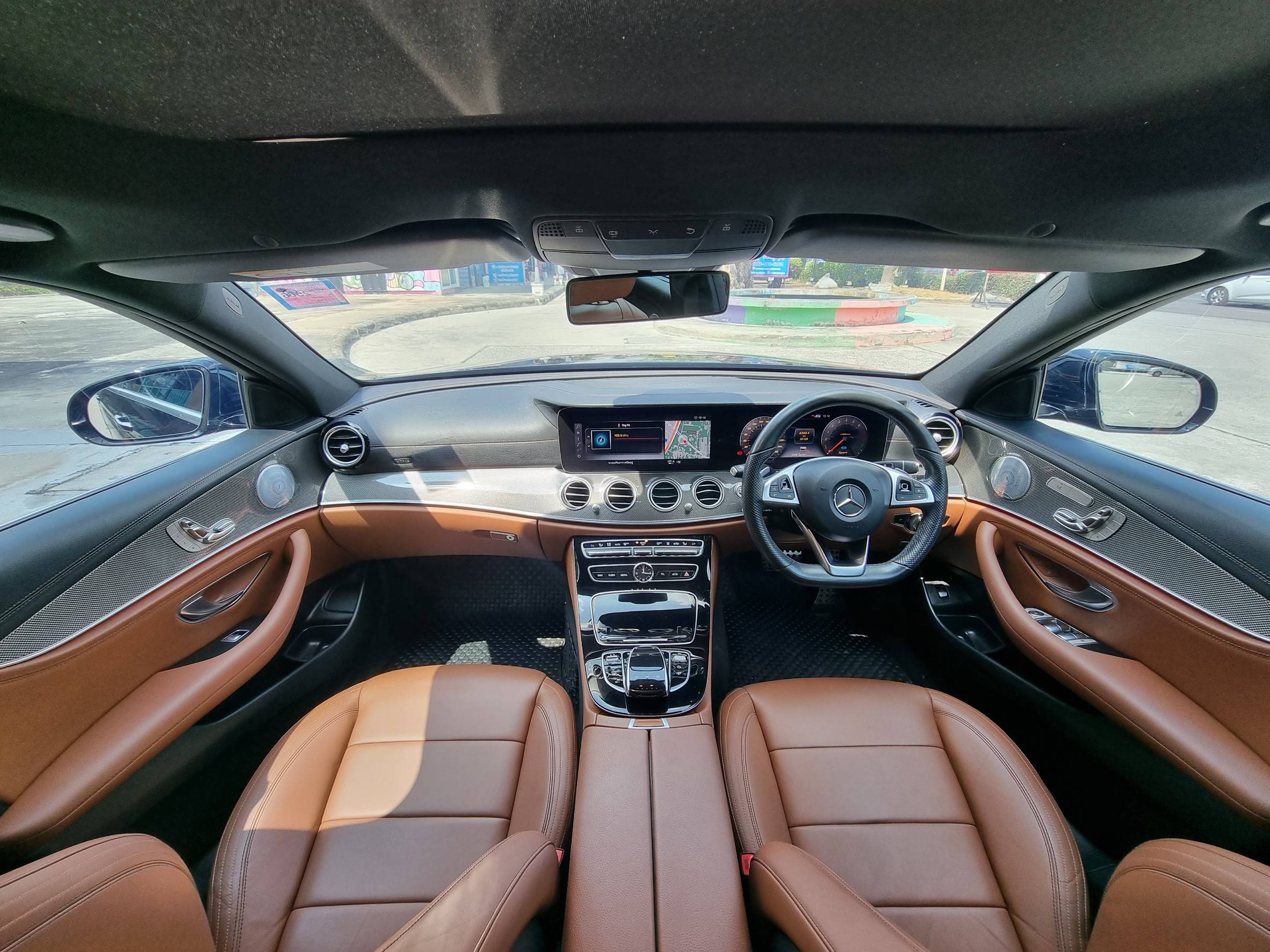 2018 Mercedes-Benz E-Class W213 E350 สีดำ (รูปที่ 14)
