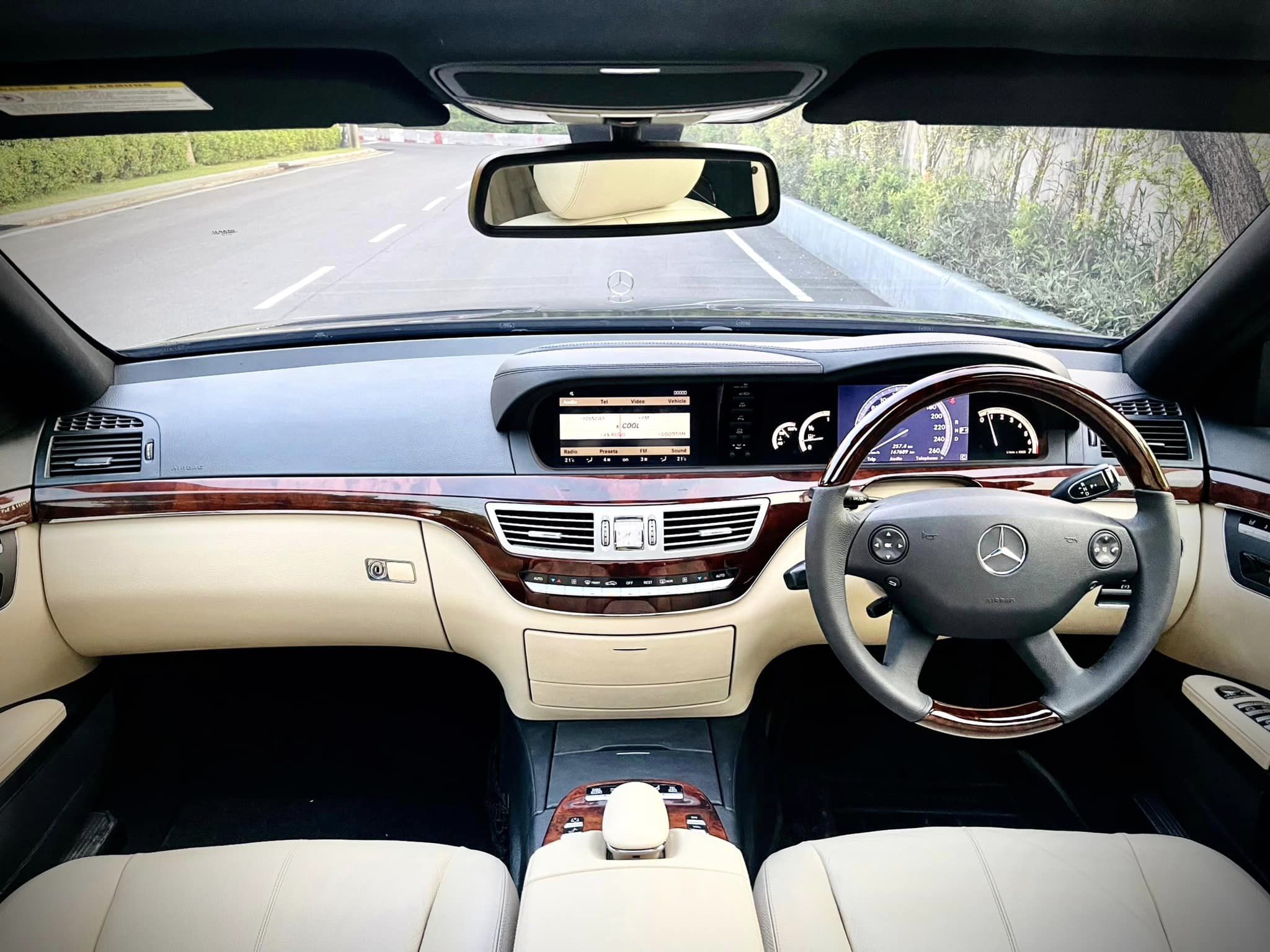 Mercedes Benz S350 L มือเดียวป้ายแดง ความสวยเกินราคา มากคะคันนี้ (รูปที่ 17)